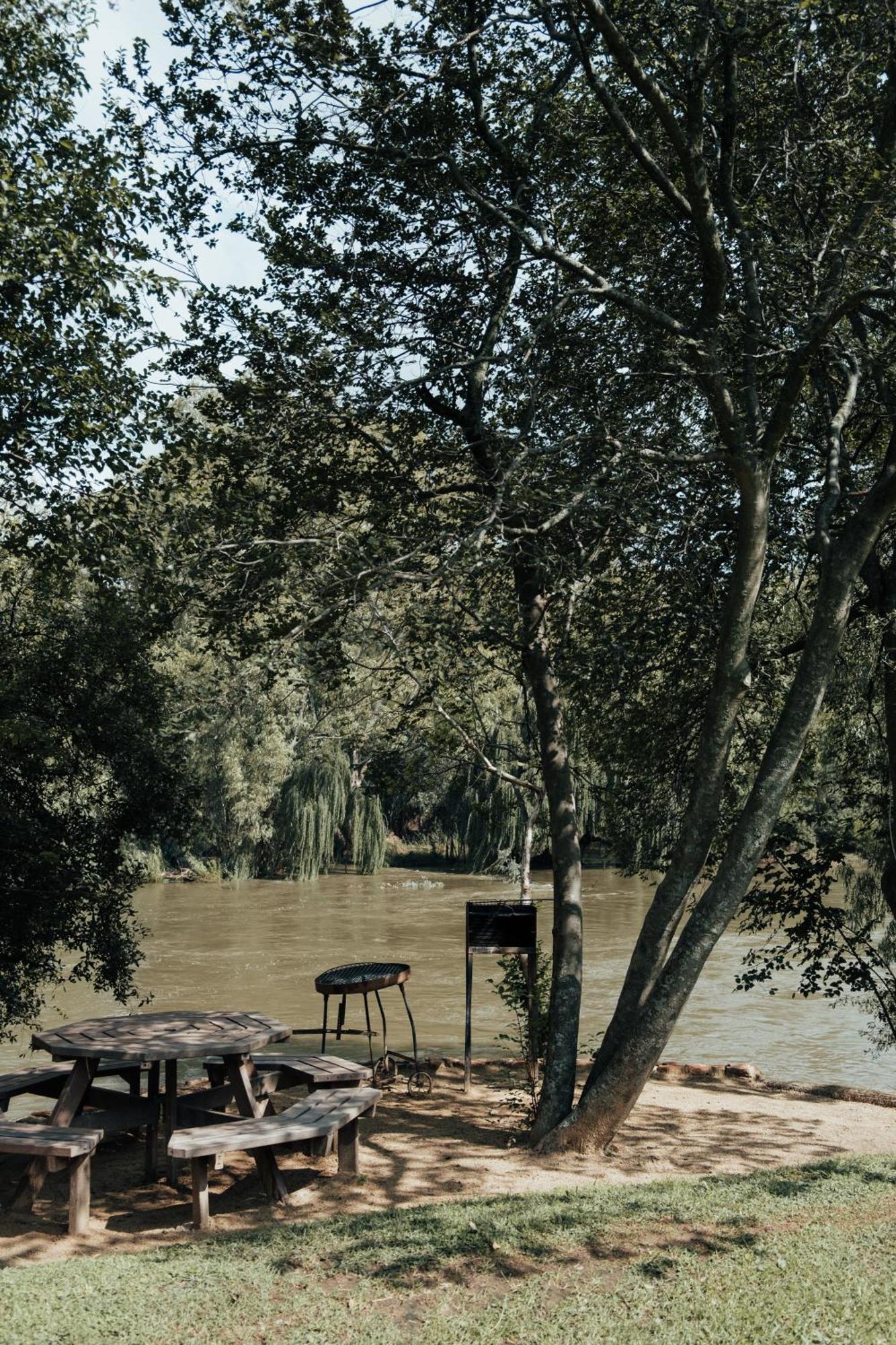 Breathe River Retreat Parys Exterior foto